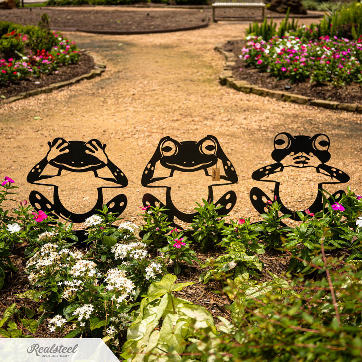 Garden Art - Frogs 3 Pack - Image 7
